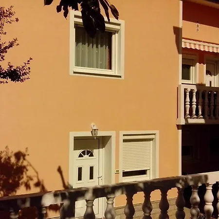 Apartamento Mara Ankaran