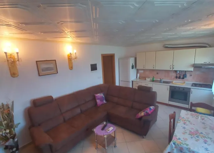 Mara * أنكاران